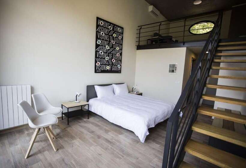هتل The Silk Valley Resort