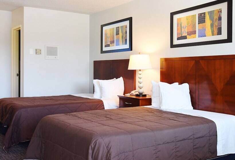מוטל Greeley University Inn