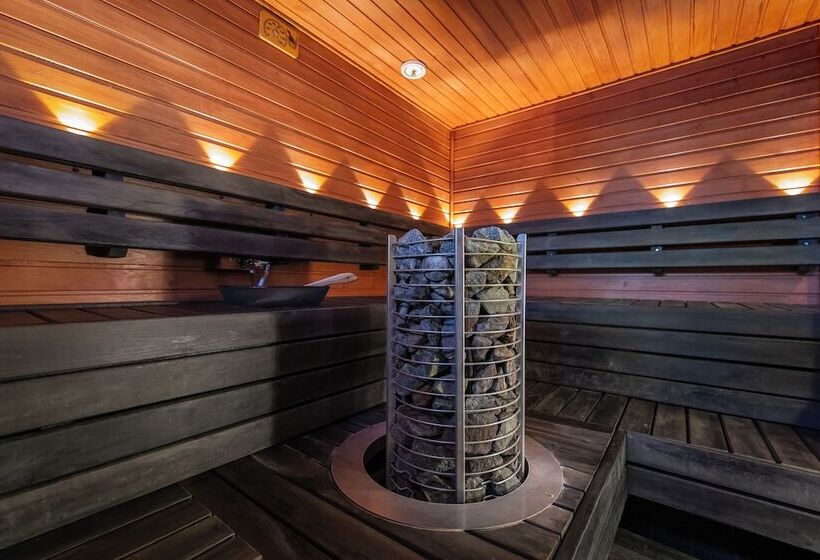 فندق على الطريق Lossisaari Tourist Center