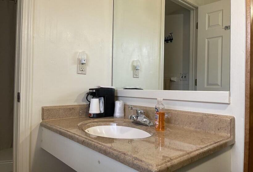 Park Lake Motel