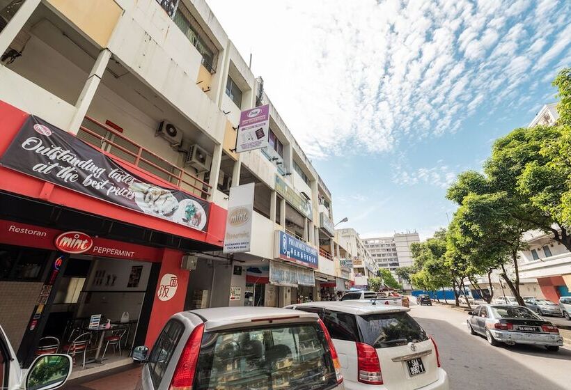 پانسیون Aj Residence Kota Kinabalu City Center