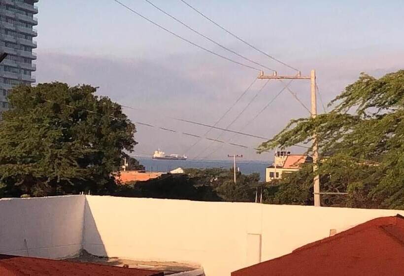 پانسیون Host Casa Don Arturo