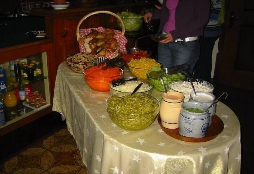 פנסיון Gastbetrieb Alpenhof