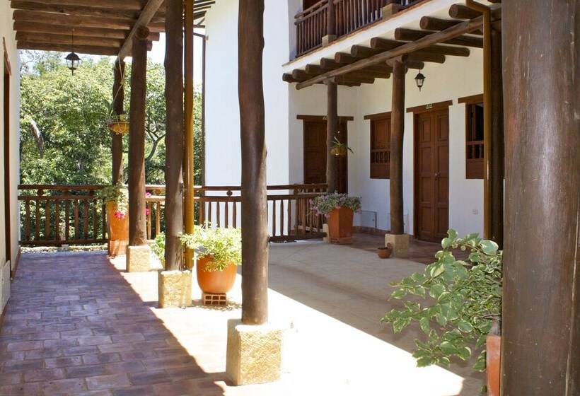 پانسیون La Buganvilla Barichara