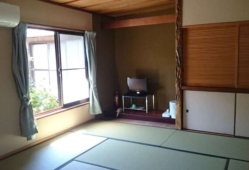 بنسيون Minshuku Hikosukeso