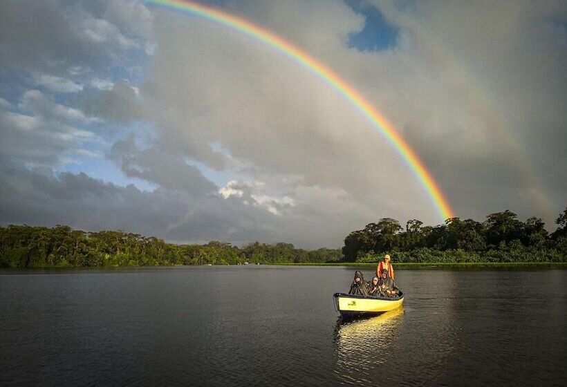 פנסיון Tortuguero Adventures Guesthouse