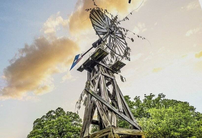 The Venue At Three Points