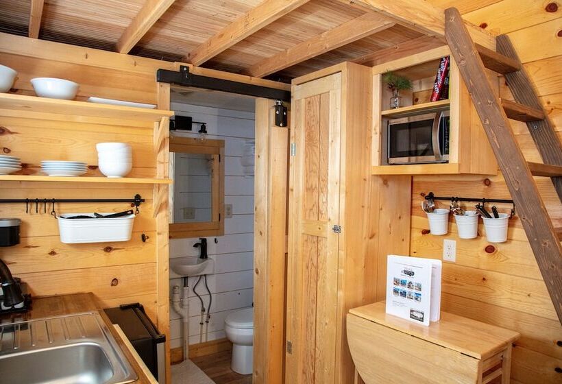 Trail And Hitch Tiny Home Hotel And Rv