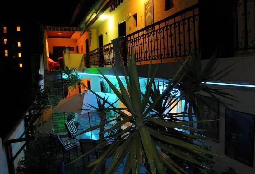 Welcome To Hotel ,,petunia,, In Neos Marmaras,xalkidiki ,greece,in Para18dise