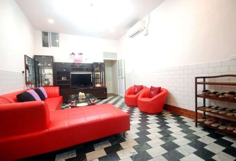 تختخواب و صبحانه Bluesha Homestay