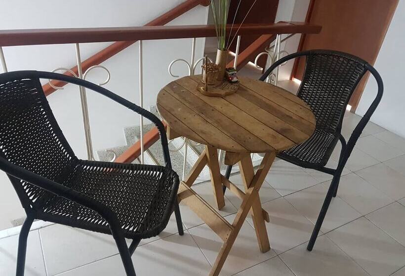 تختخواب و صبحانه Don Juan Colonial