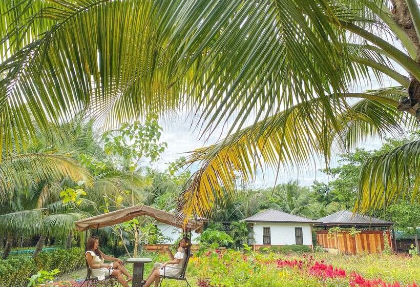 בית מלון כפרי Hiraya Wellness Resort And Ecopark