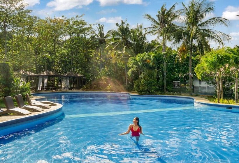 בית מלון כפרי Hiraya Wellness Resort And Ecopark