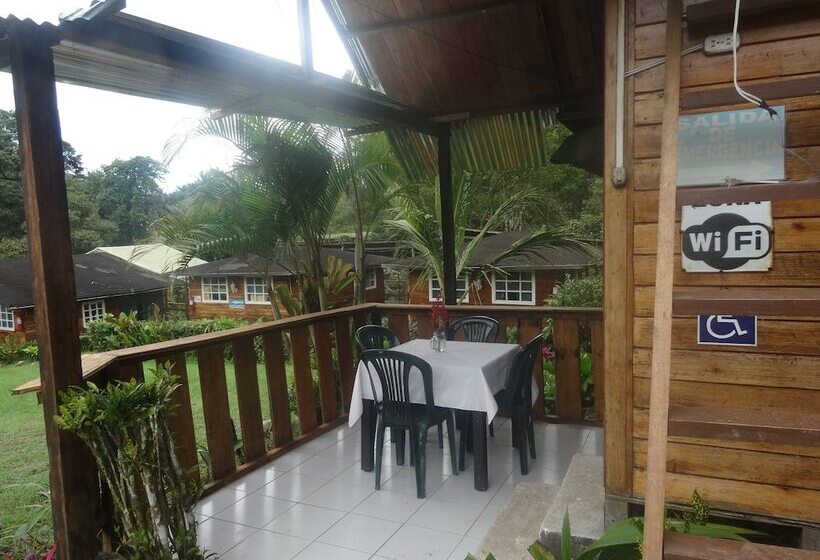 هتل Cabañas Golden Tanager