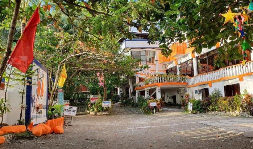 فندق Mt. Bagarabon Beach And Mountain Resort