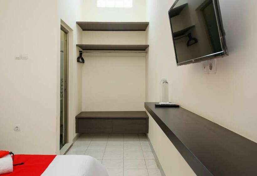 هتل Reddoorz @ Cangkring Street Cirebon