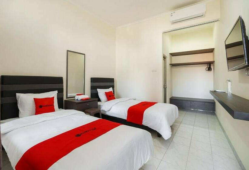 هتل Reddoorz @ Cangkring Street Cirebon