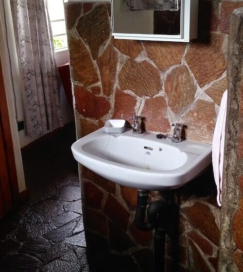 فندق Ruwa River Herbal Clinic & All Inclusive Oasis Spa Resort