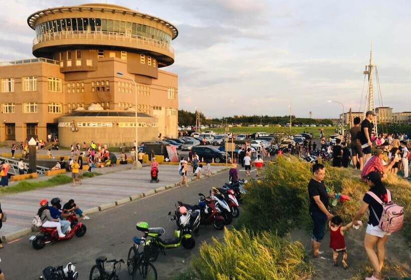 پانسیون Taoyuan Airport Rory Harbor Hostel