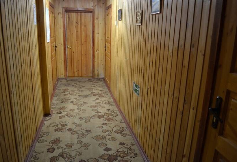 אתר נופש Sandal Guest House