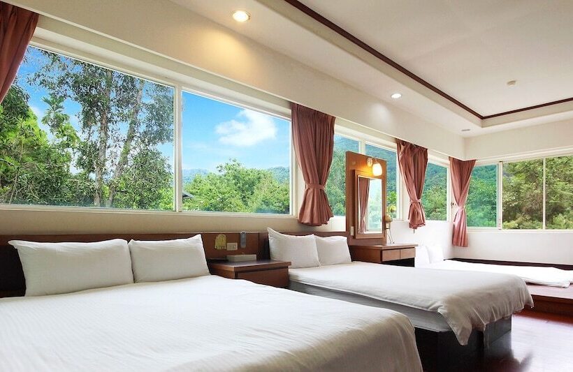 تختخواب و صبحانه Mei Zhi Lin Holiday Homestay