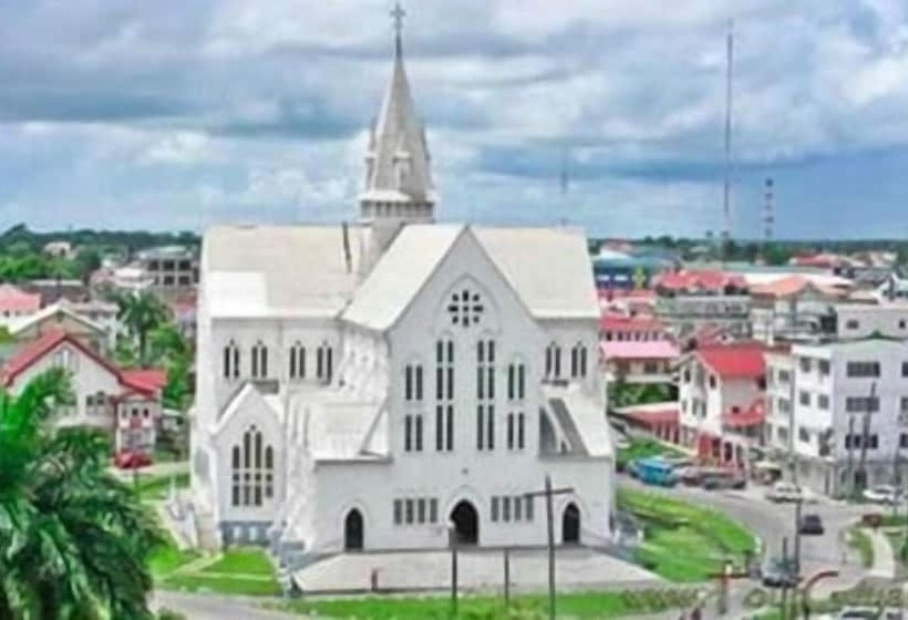 تختخواب و صبحانه Ms Holder S Comfort Villa