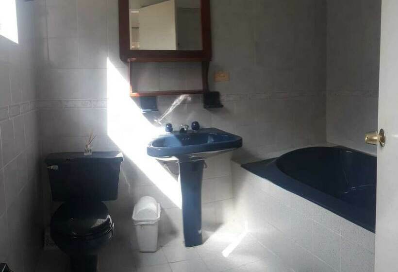 Bed and Breakfast Posada Aventura