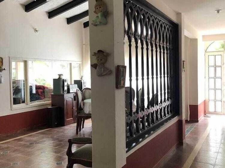Bed and Breakfast Posada Aventura