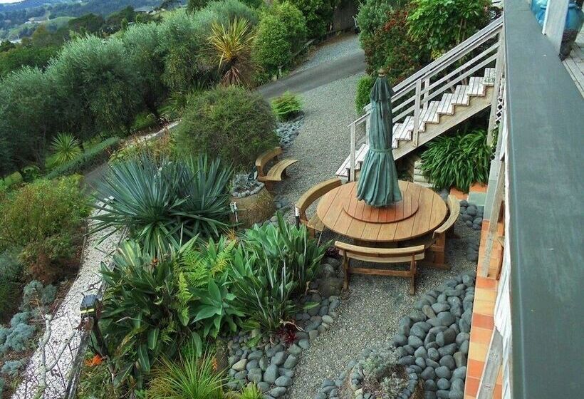 צימר Sandspit Lodge