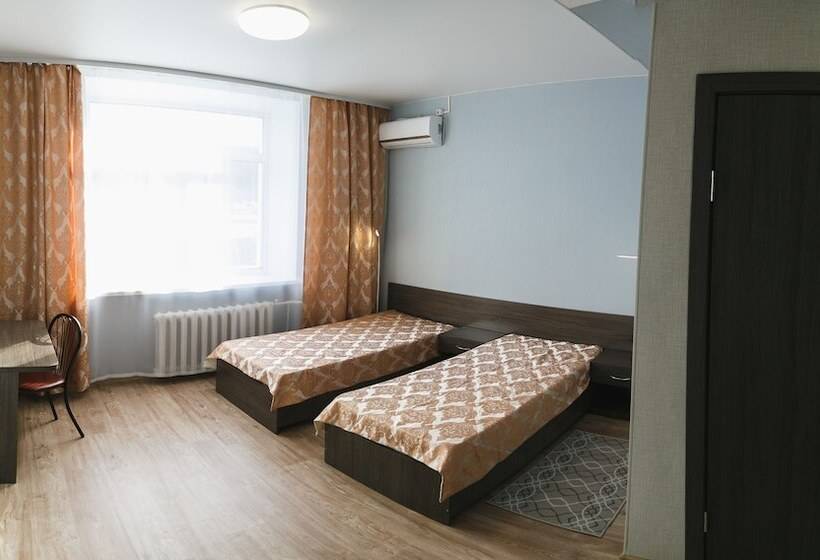 Flagman   Hostel