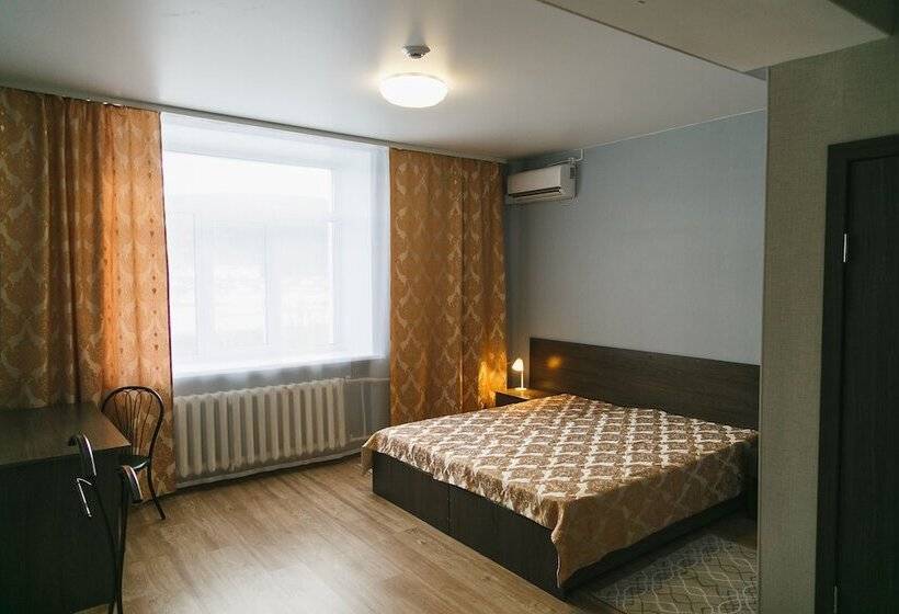 Flagman   Hostel