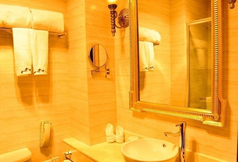 فندق High Mountain Resort   Deqin