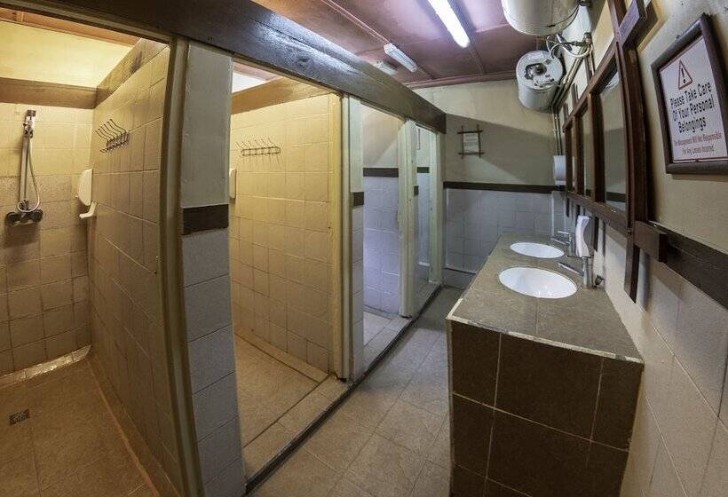 فندق Laban Rata Resthouse At Mount Kinabalu