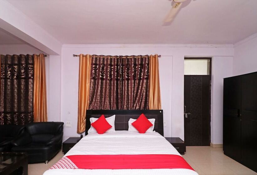 فندق Oyo 45787 Mangalam Resort