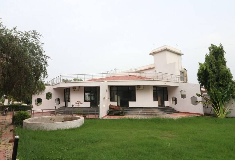 فندق Oyo 45787 Mangalam Resort