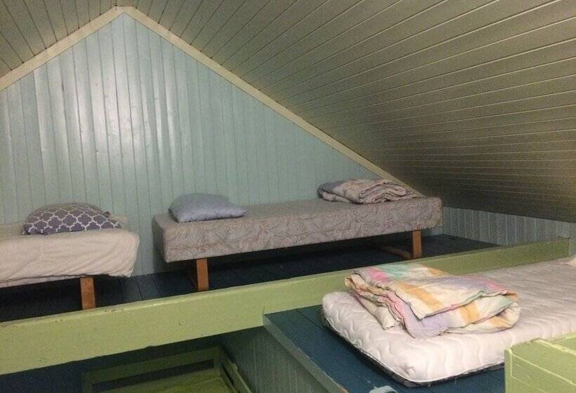 Lofoten Hostel