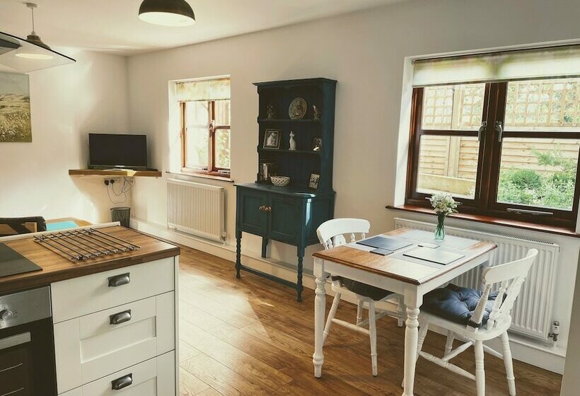 Mendip Cottage
