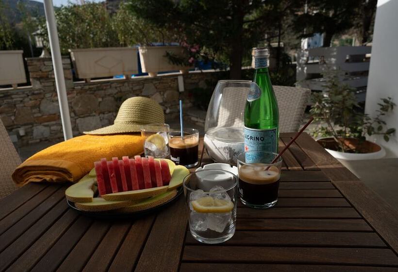 بنسيون Kohylia Beach Guest House