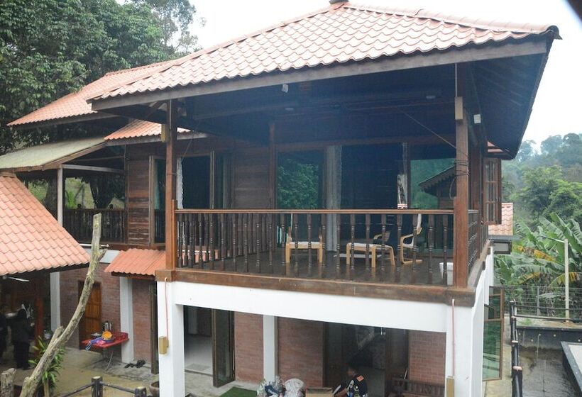 بنسيون Tokwan S Agro Village