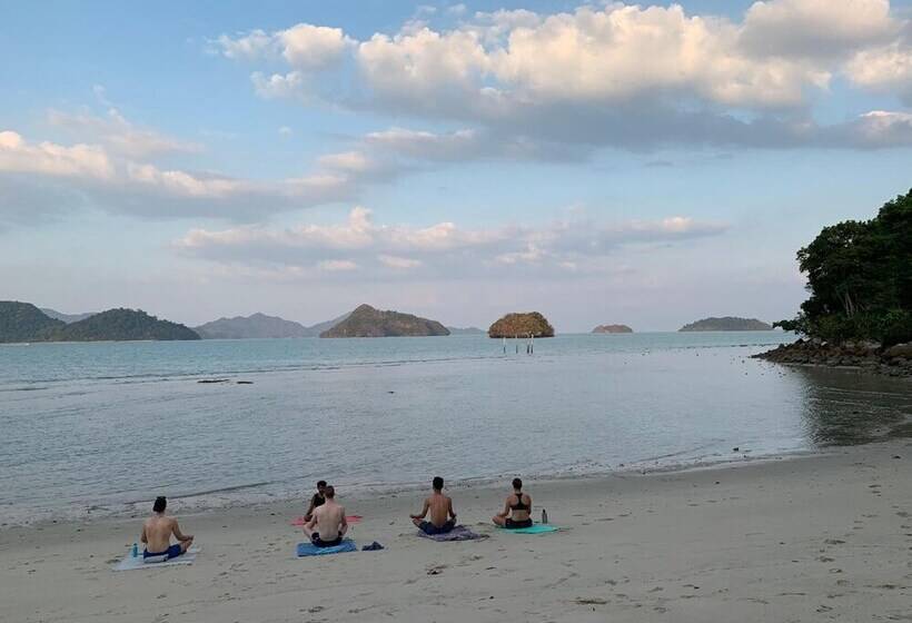 ペンション Wild Pasir Panjang Villas