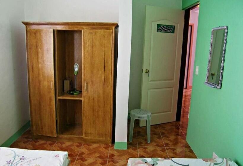 R&e Bed & Breakfast