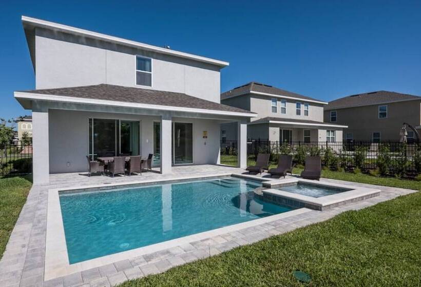 Villa In Encore Resort At Reunion 2986