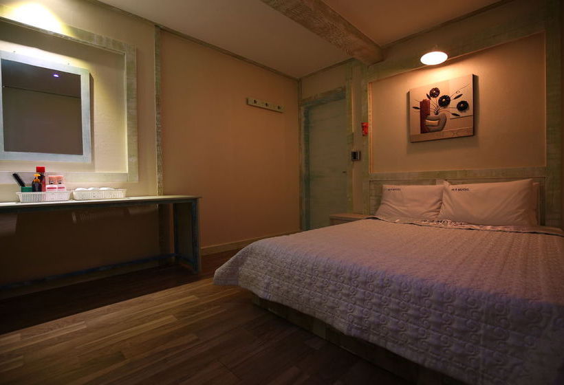 Geogi Motel