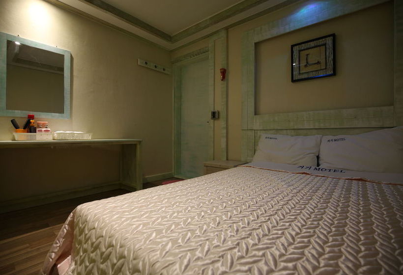 Geogi Motel