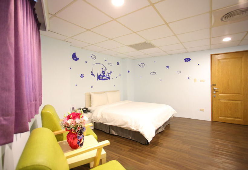 هتل Love House Inn