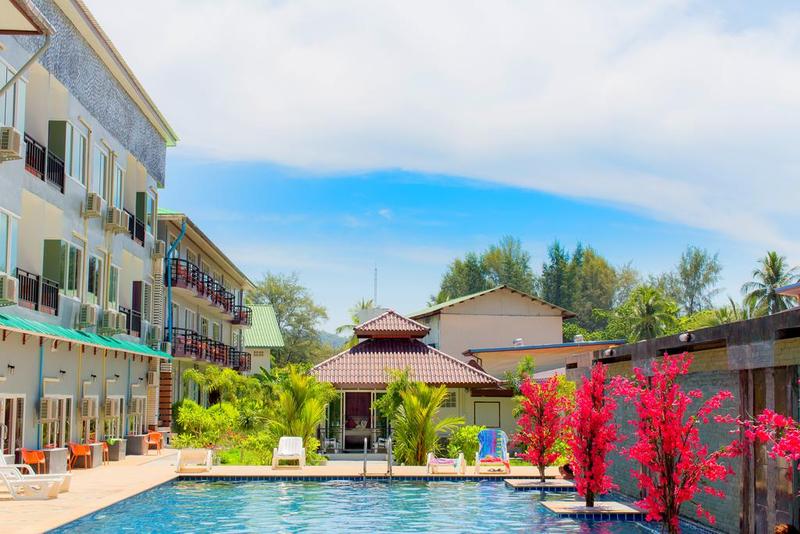 Отель Phi Phi Maiyada Resort