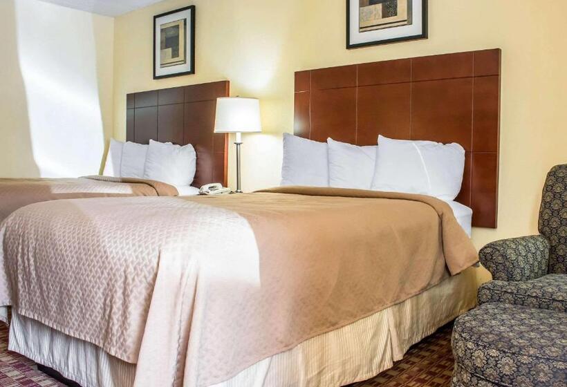 هتل Quality Inn