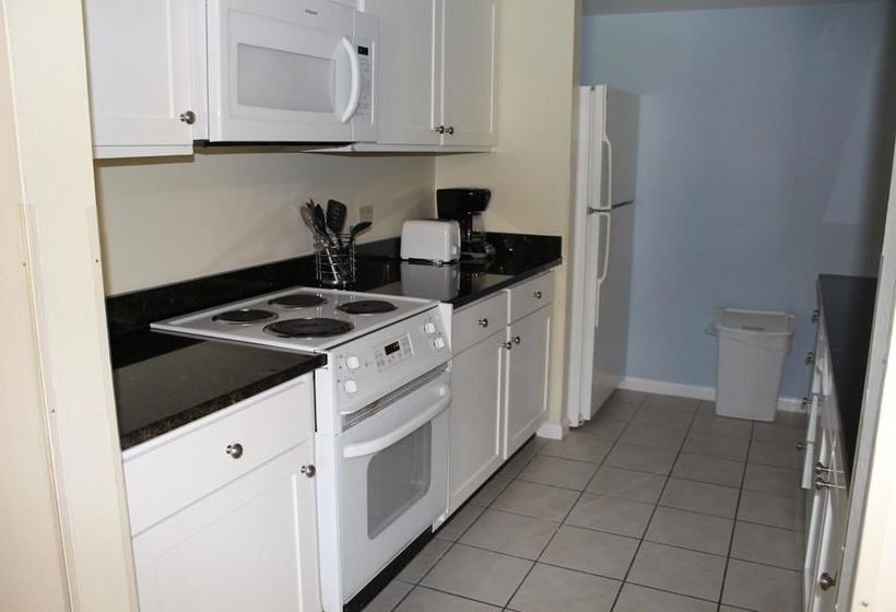 هتل Sand Castle Village