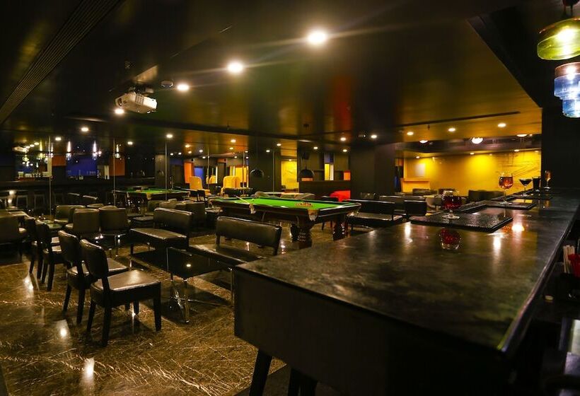 בית מלון כפרי Zone By The Park, Orr, Chennai