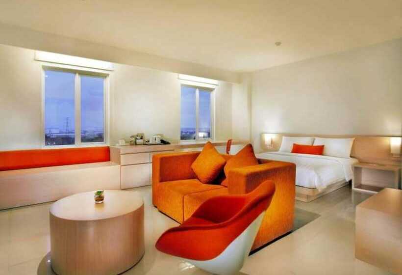 هتل Zuri Express Lippo Cikarang